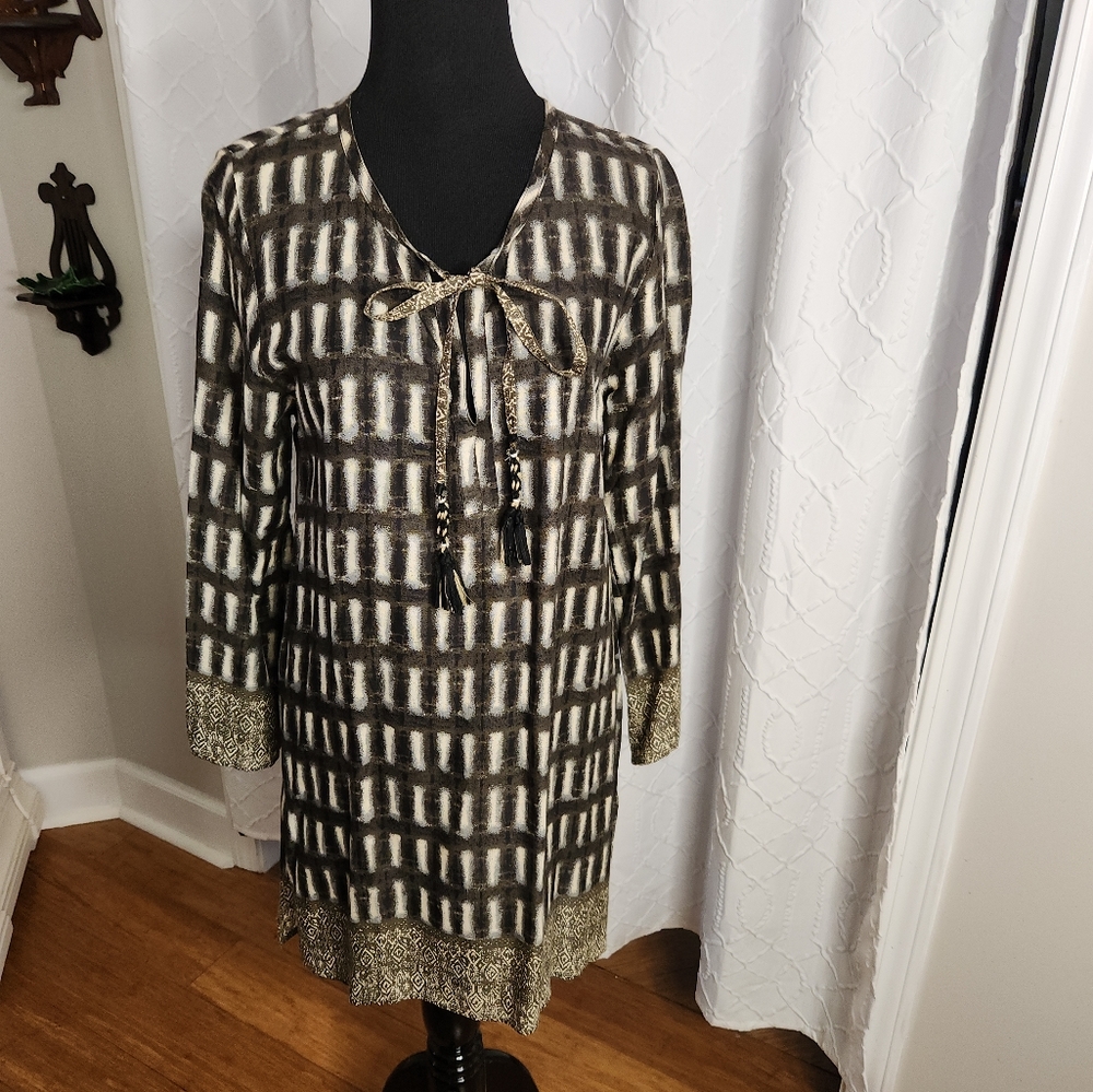 Rock Flower Paper Tunic or Bathing Suit Cover-up Size: Small